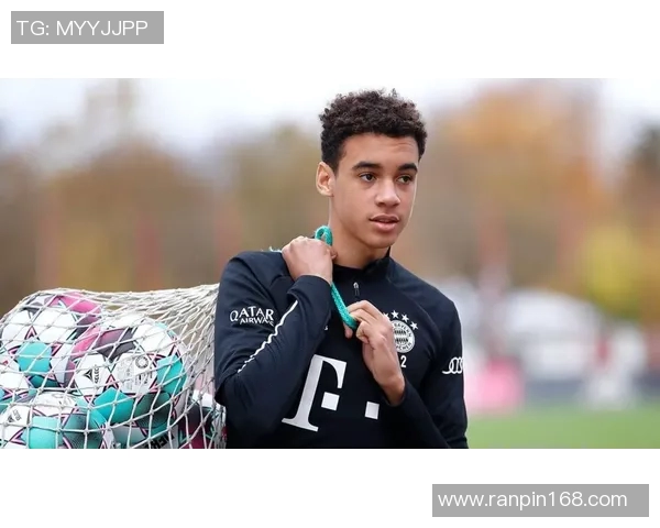 穆西亚拉崛起之路:年轻天才如何引领足球新时代